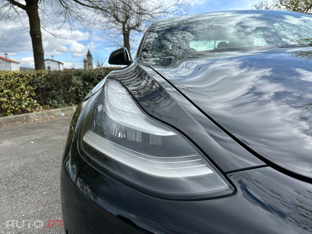 Tesla Model 3 Long Range Tração Integral