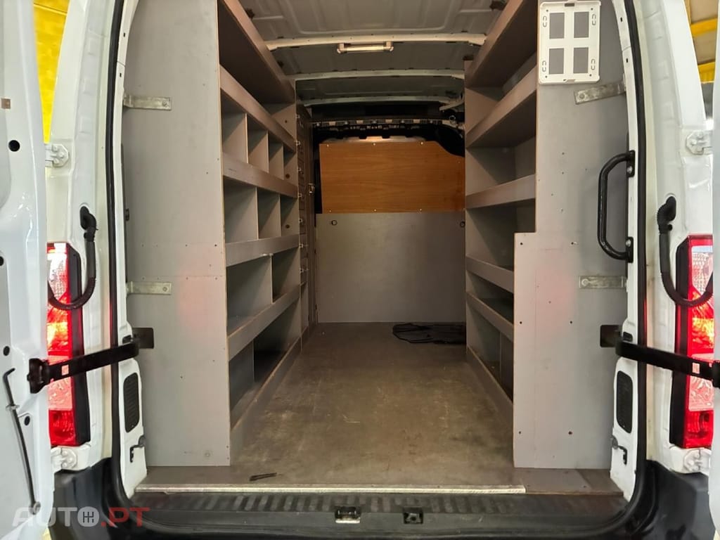 Renault Master 2.3 dCi L2H2 3.5T Grand Confort