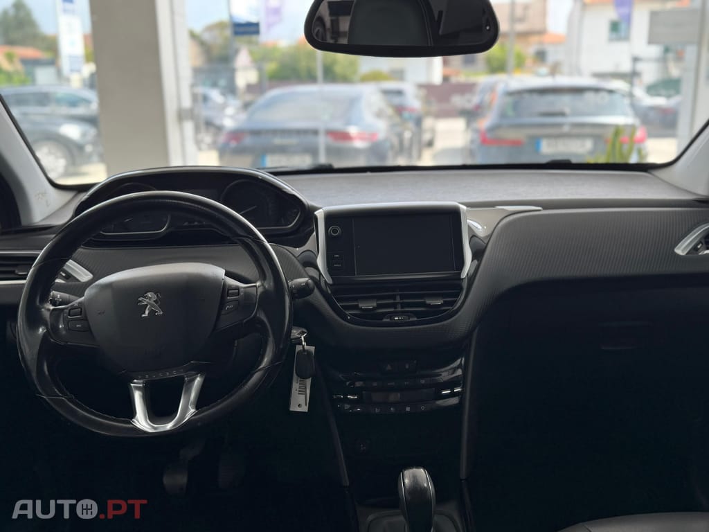 Peugeot 2008 1.6 BlueHDi Allure