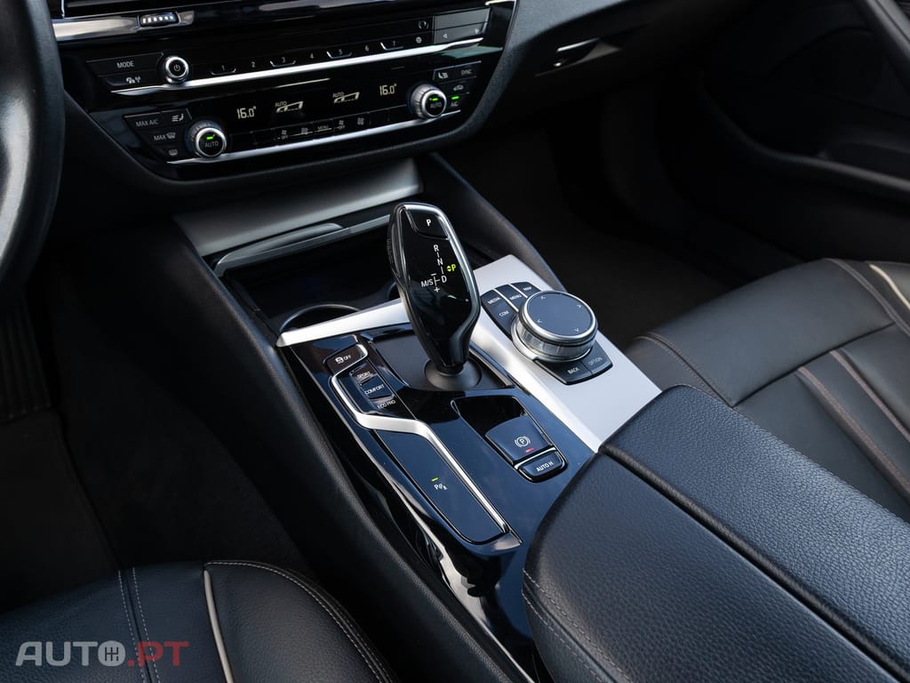 BMW 520 d Line Luxury Auto