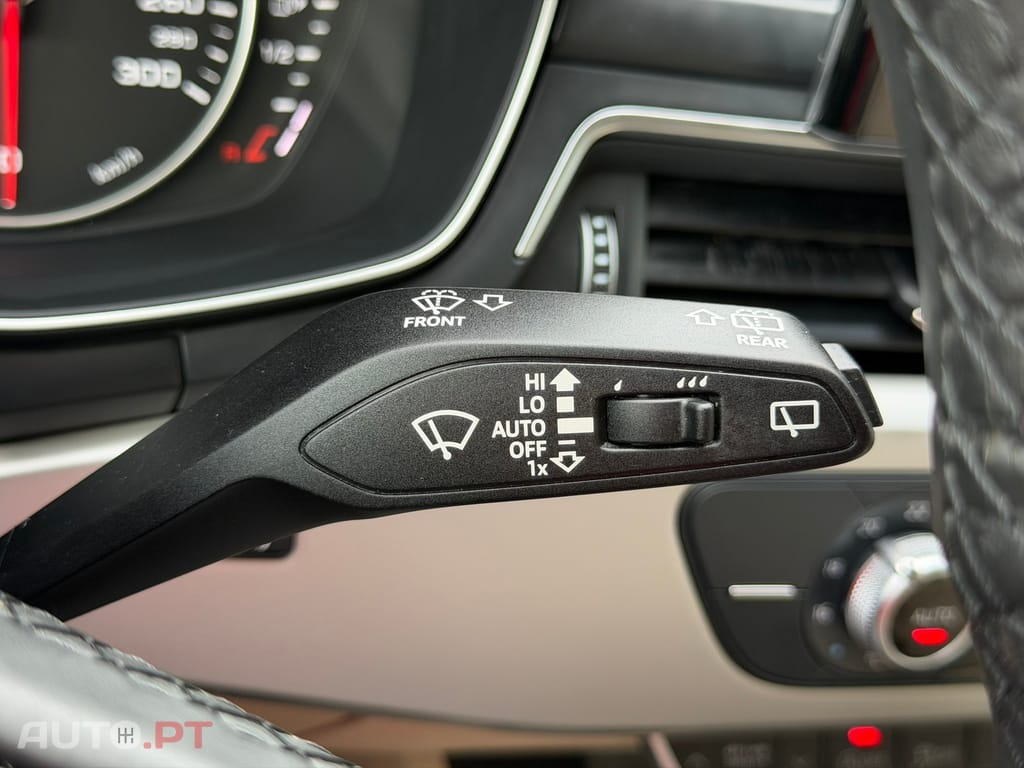 Audi A4 Avant 40 TDI Advanced S tronic