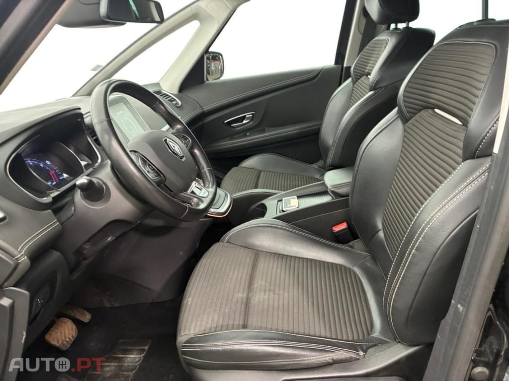 Renault Grand Scénic 1.3 TCe Intens EDC