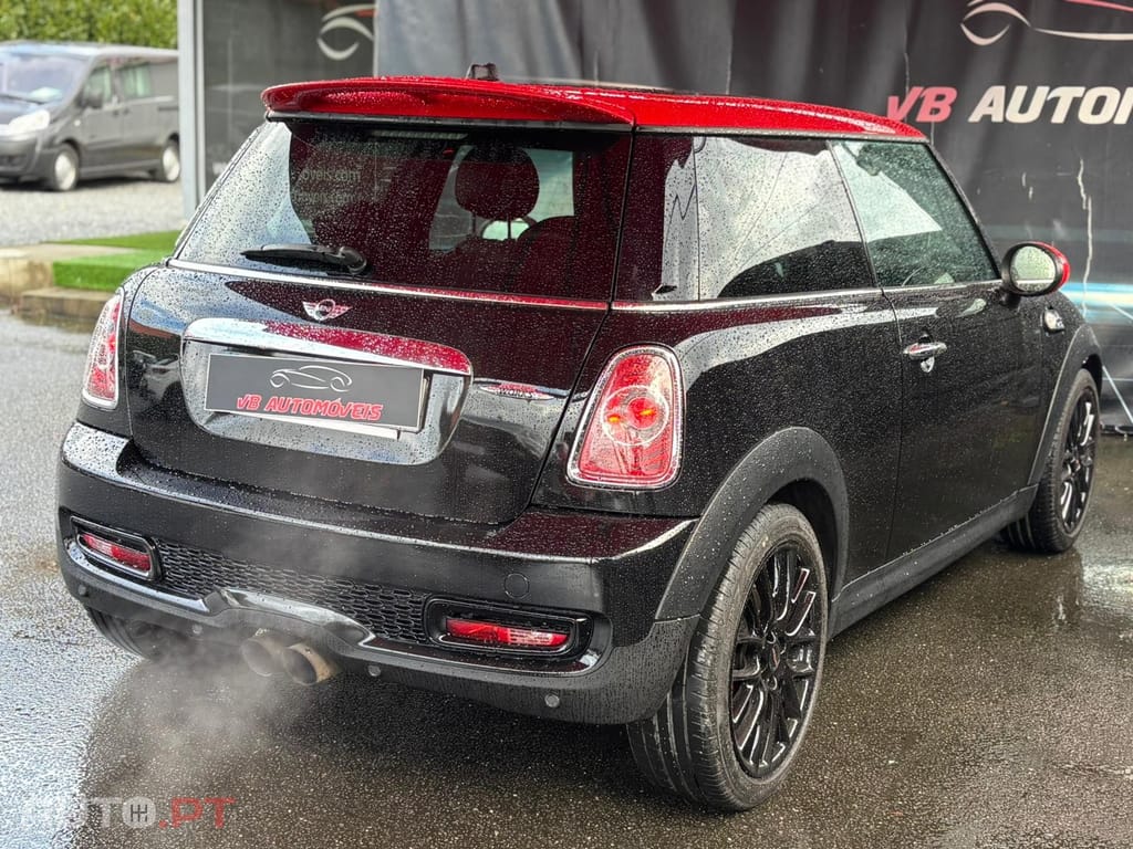 MINI John Cooper Works 1.6 LCI 211CV