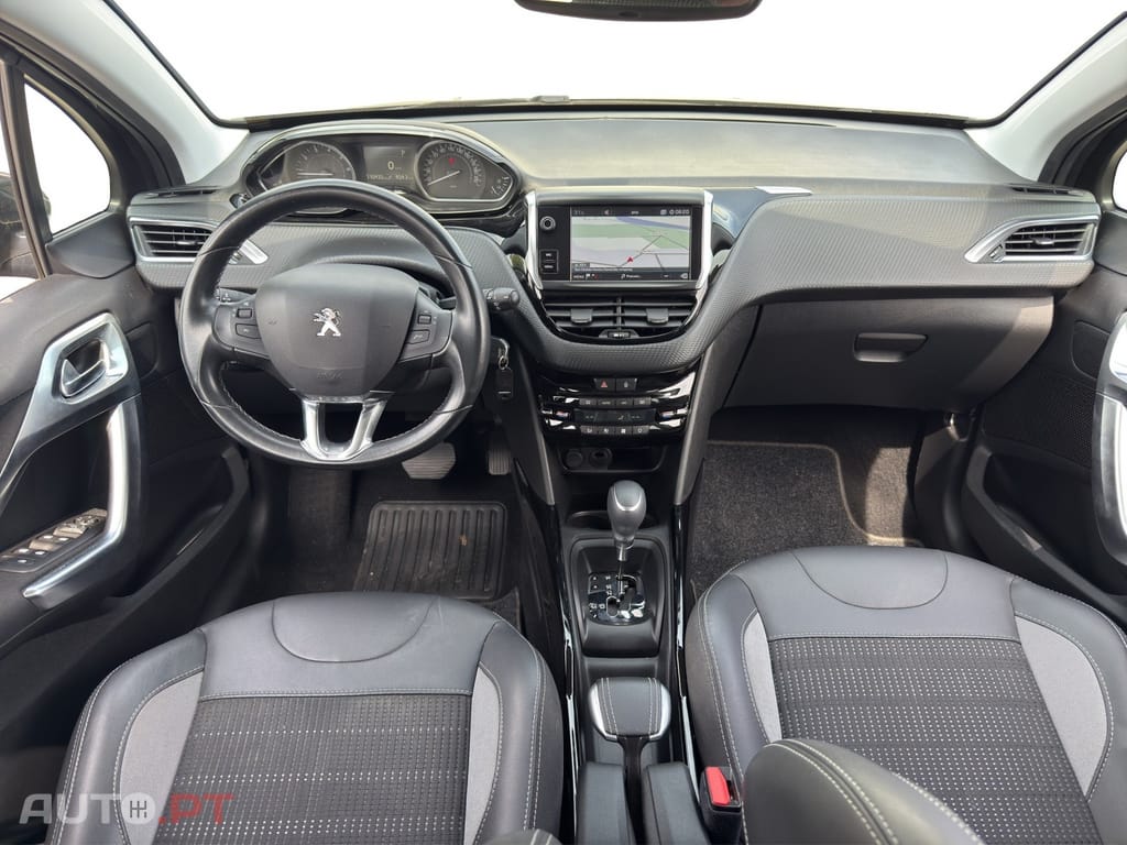Peugeot 2008 1.2 PureTech Allure EAT6
