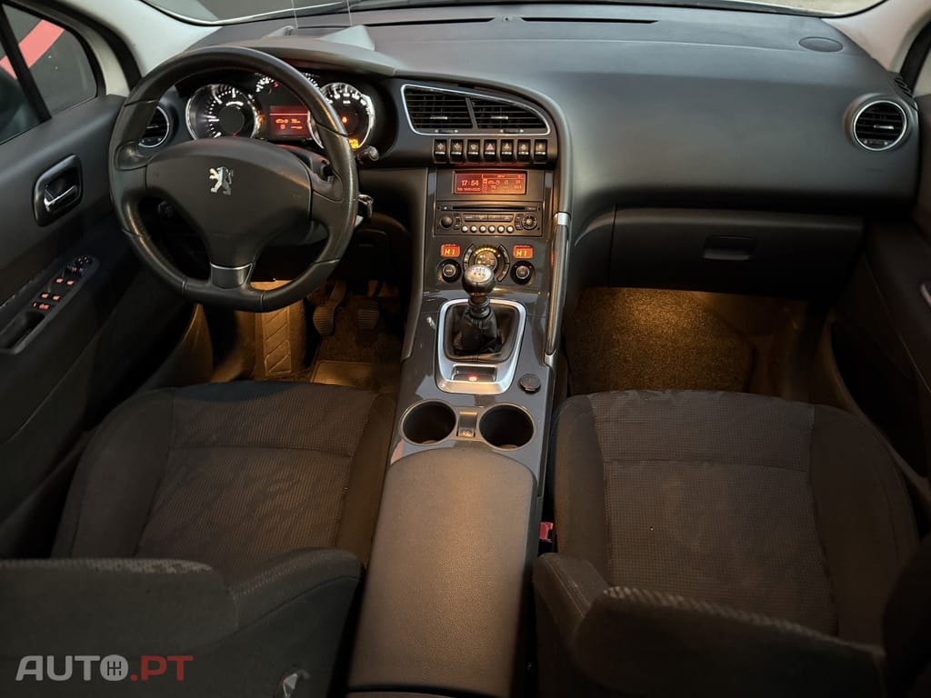 Peugeot 3008 1.6 HDi Premium