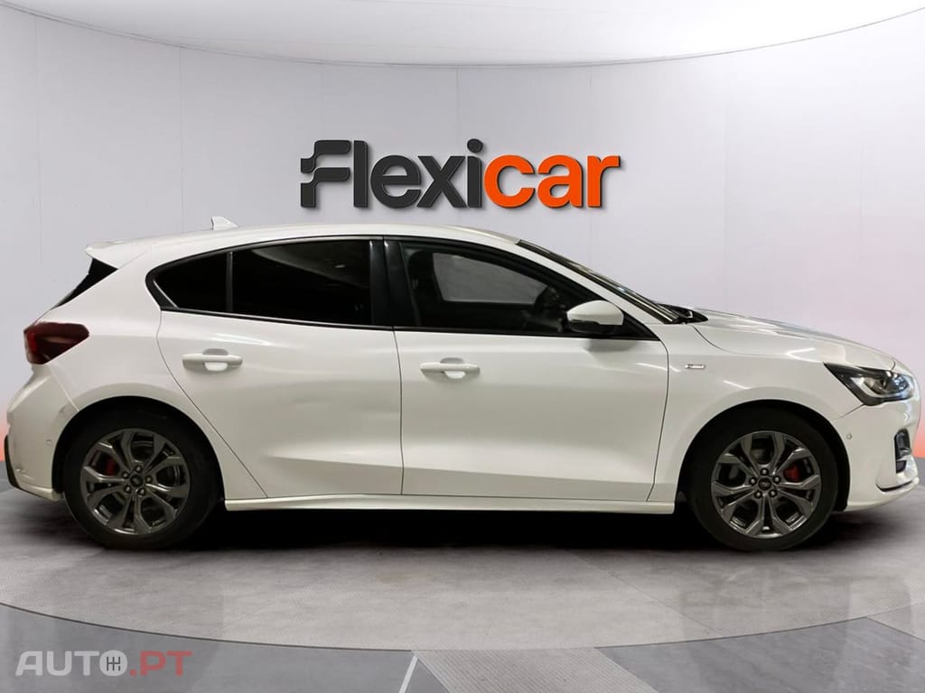 Ford Focus 1.0 EcoBoost MHEV ST-Line