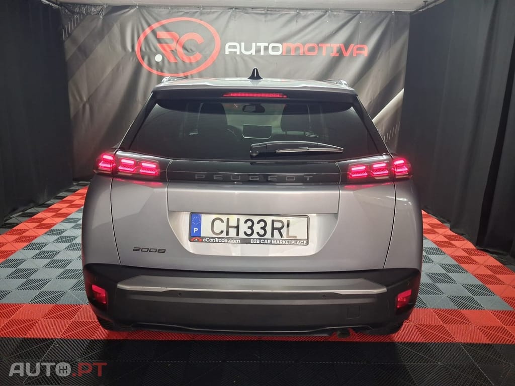 Peugeot 2008 1.2 PureTech Allure Pack