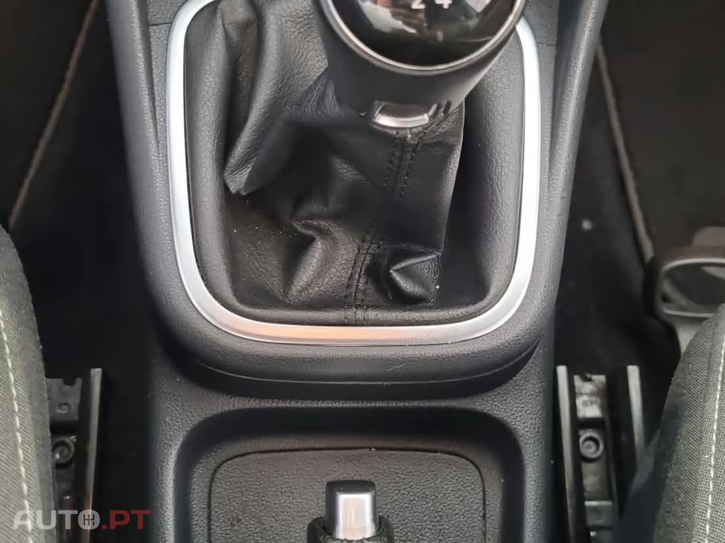 Volkswagen Polo 1.6 TDi R-LINE