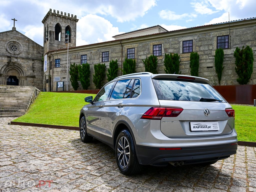 Volkswagen Tiguan 2.0 TDI Confortline DSG