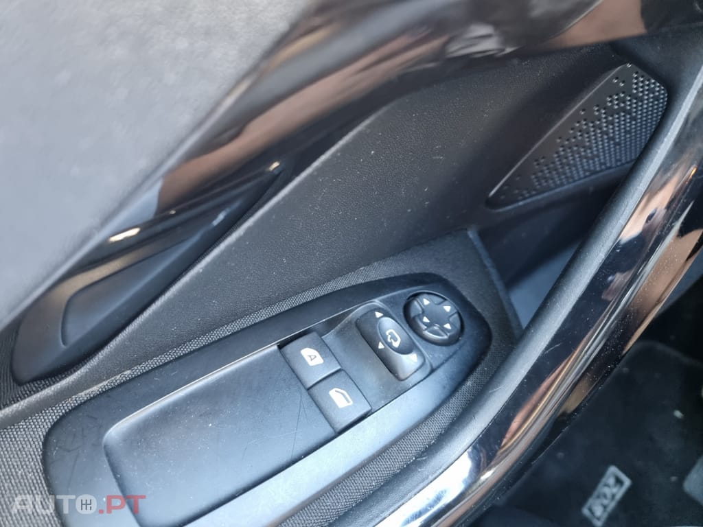 Peugeot 208 1.2 PureTech Active