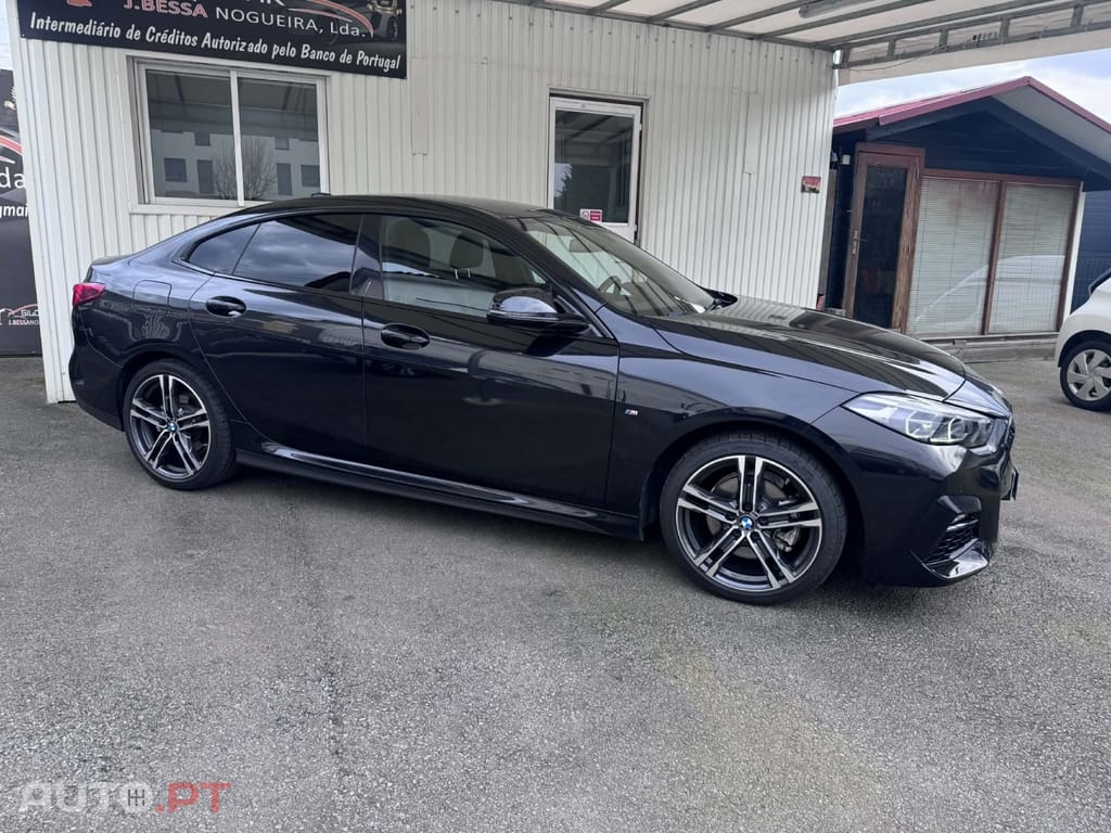 BMW 216 d Pack Desportivo M