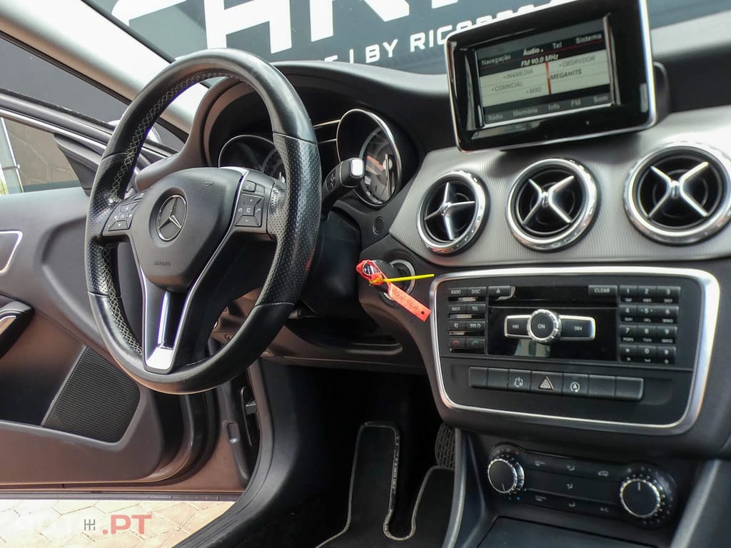 Mercedes-Benz GLA 200 d Sport Auto