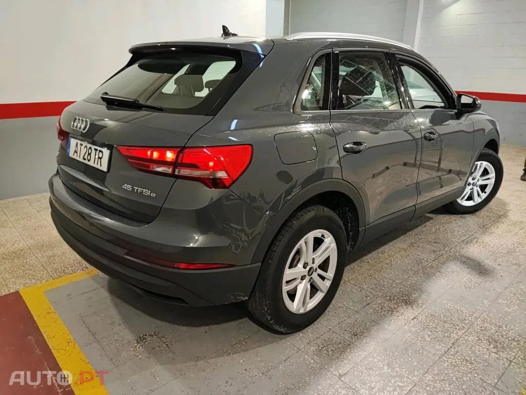 Audi Q3 45 TFSIe S tronic