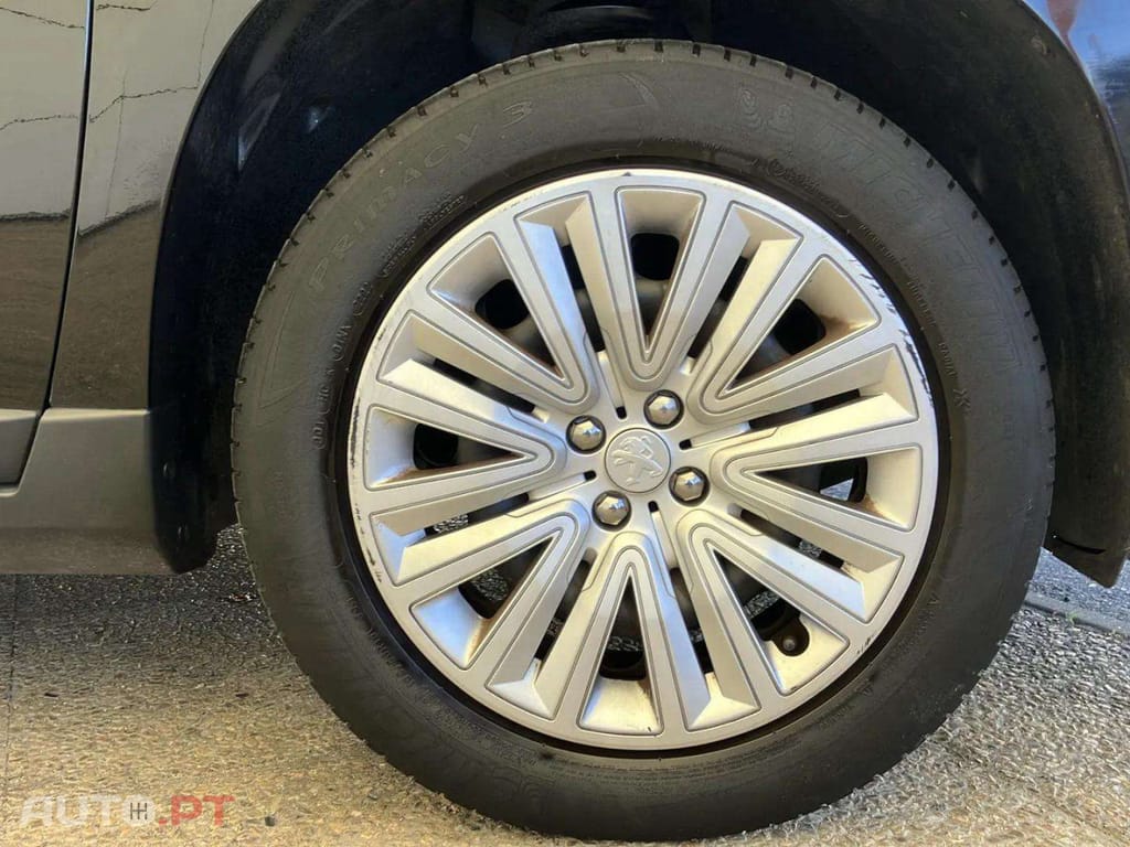 Peugeot 2008 1.2 PureTech Style