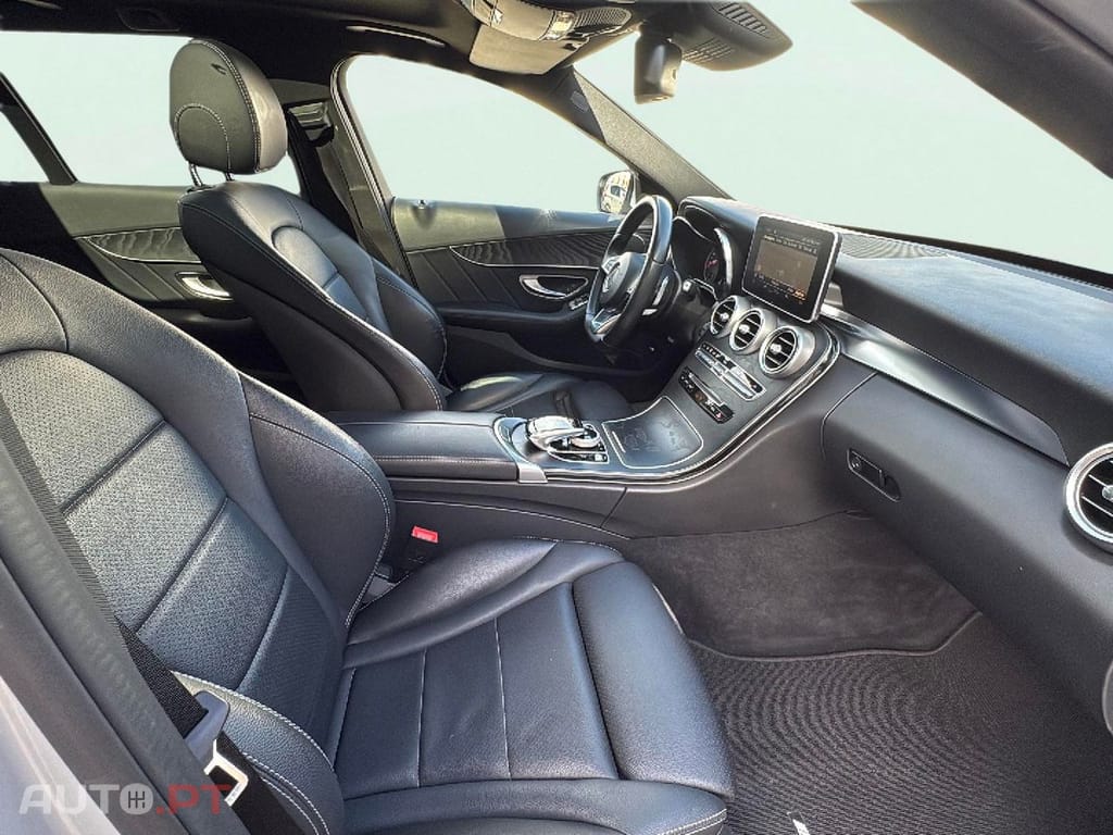 Mercedes-Benz C 300 BlueTEC Hybrid AMG Line