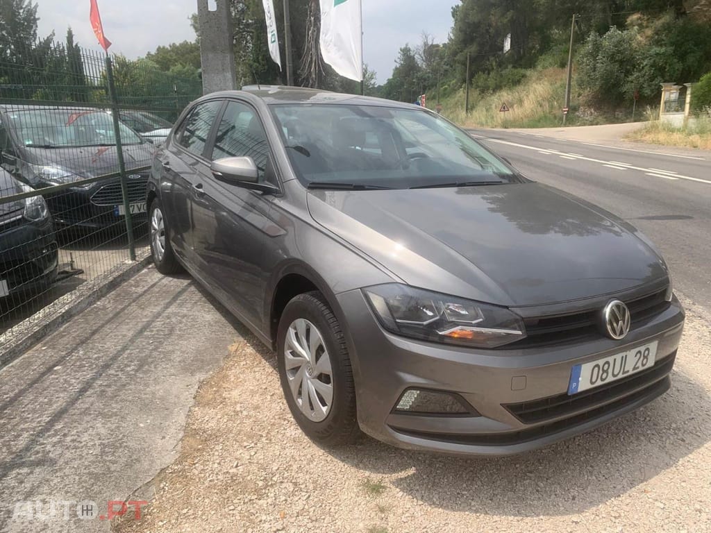 Volkswagen Polo 1.0 Confortline