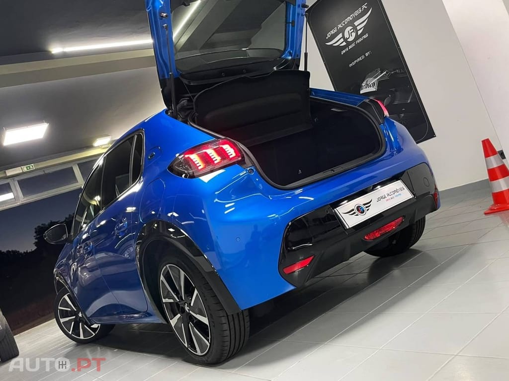 Peugeot E-208 50 kWh GT Line