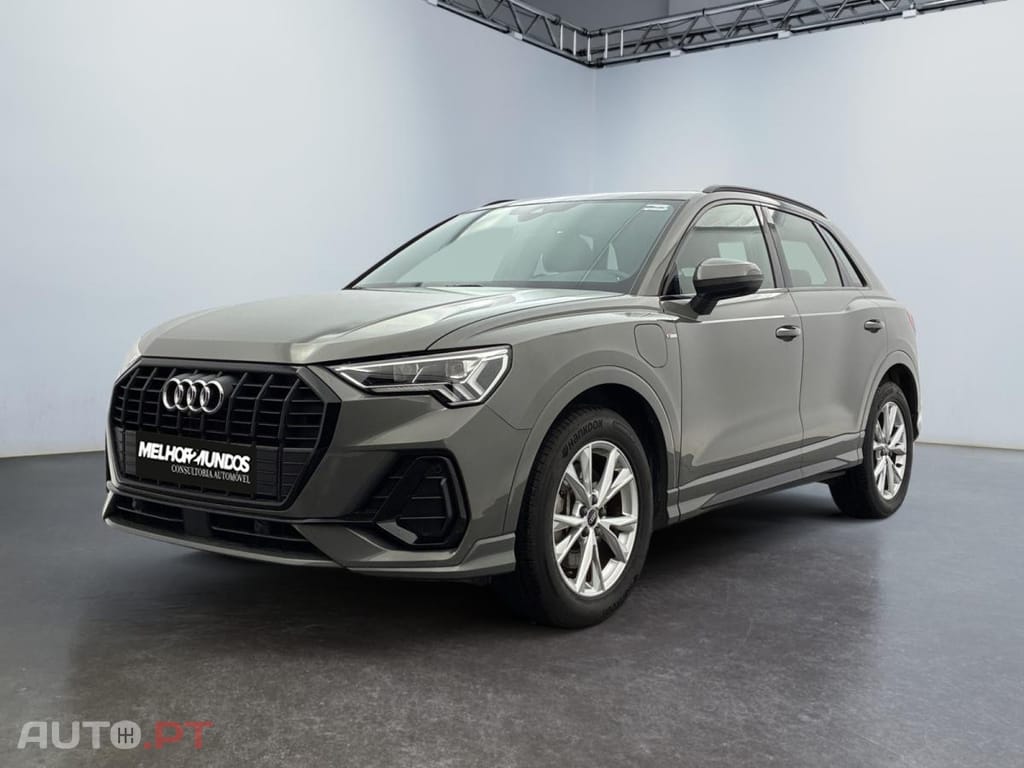 Audi Q3 45 TFSIe S line S tronic