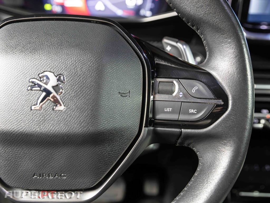 Peugeot 2008 1.2 PureTech Allure Pack EAT8