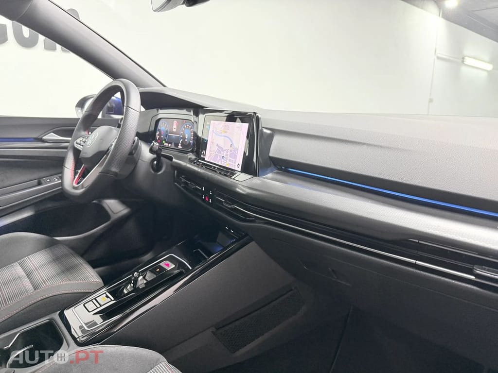 Volkswagen Golf GTI 2.0 TSI OPF DSG Performance