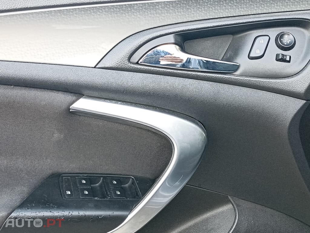 Opel Insignia 1.6 CDTi Cosmo S/S J17