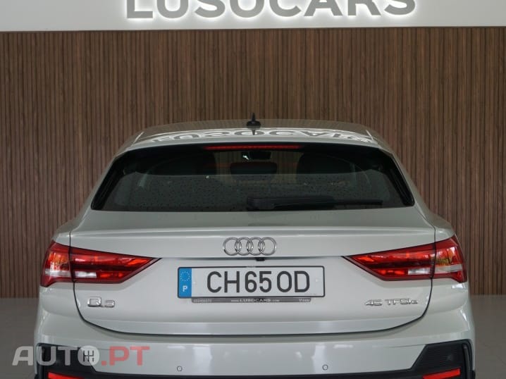 Audi Q3 45 TFSIe S tronic