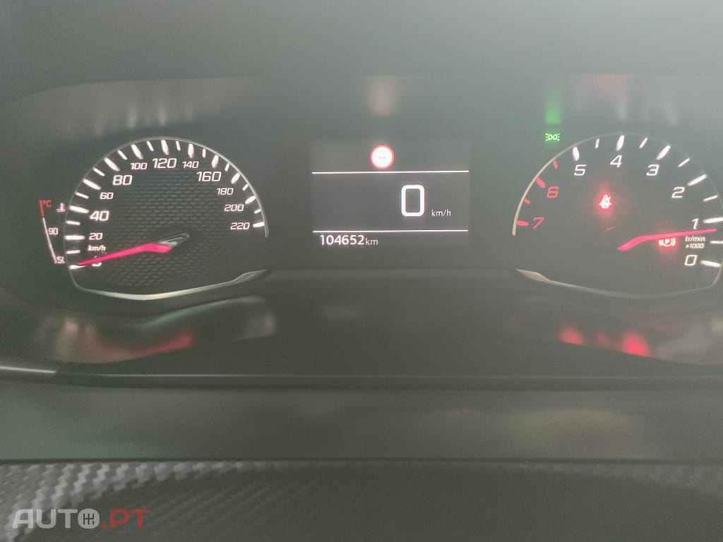 Peugeot 2008 1.5 BlueHDi Active