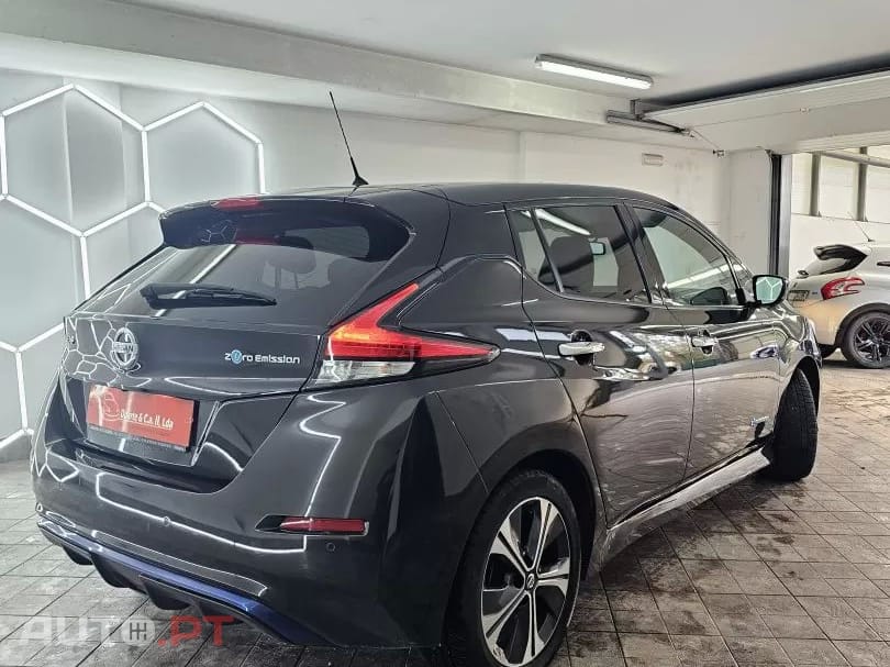 Nissan Leaf N-Connecta Full Led