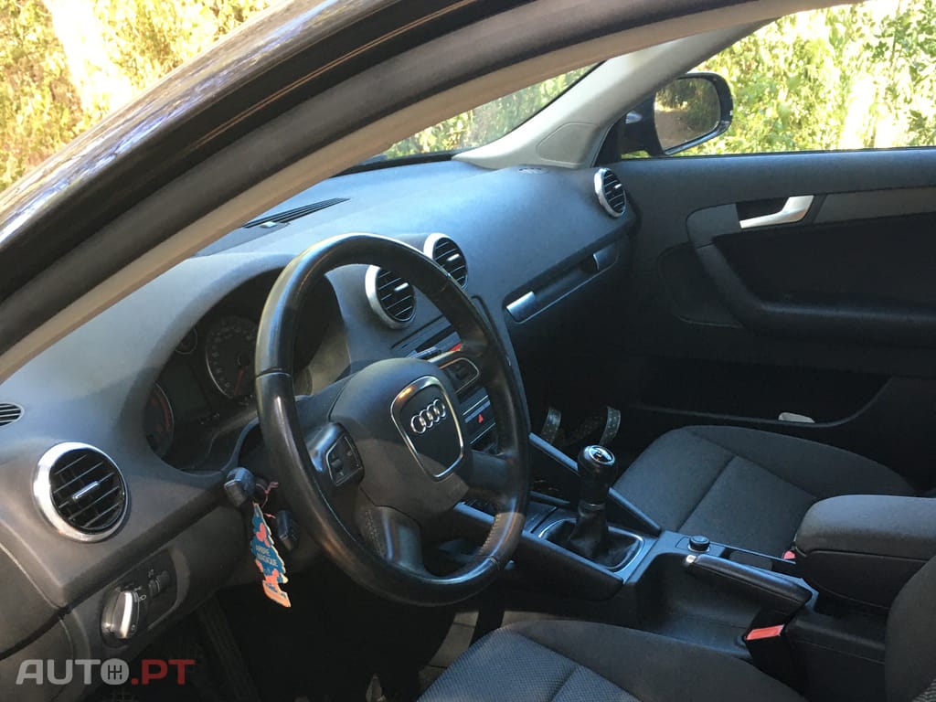 Audi A3 Sportback Attacion Special Edicion