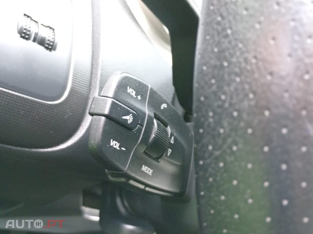 SEAT Ibiza 1.6 TDI Reference — fotografia 23