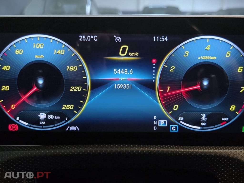 Mercedes-Benz A 180 7G-DCT AMG Line