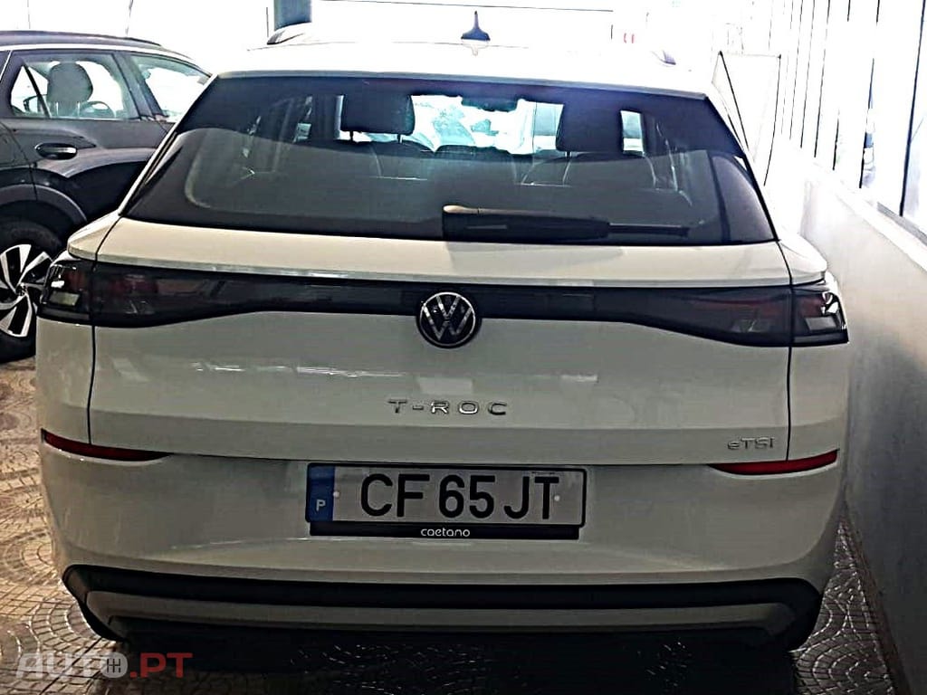 Volkswagen T-Roc 1.5 eTSI Life DSG