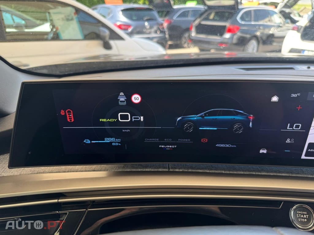 Peugeot E-3008 73 kWh Allure