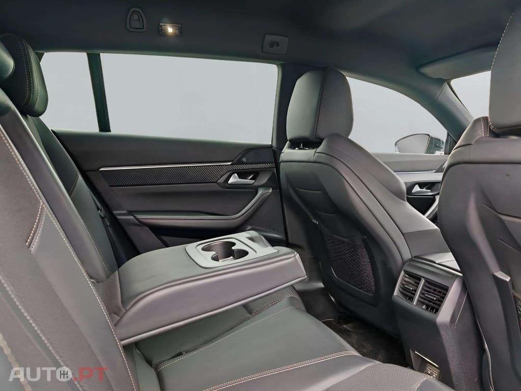 Peugeot 508 SW BlueHDI 130 EAT8 GT 