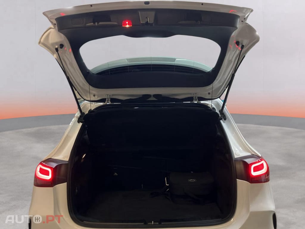 Mercedes-Benz GLA 250 e AMG Line