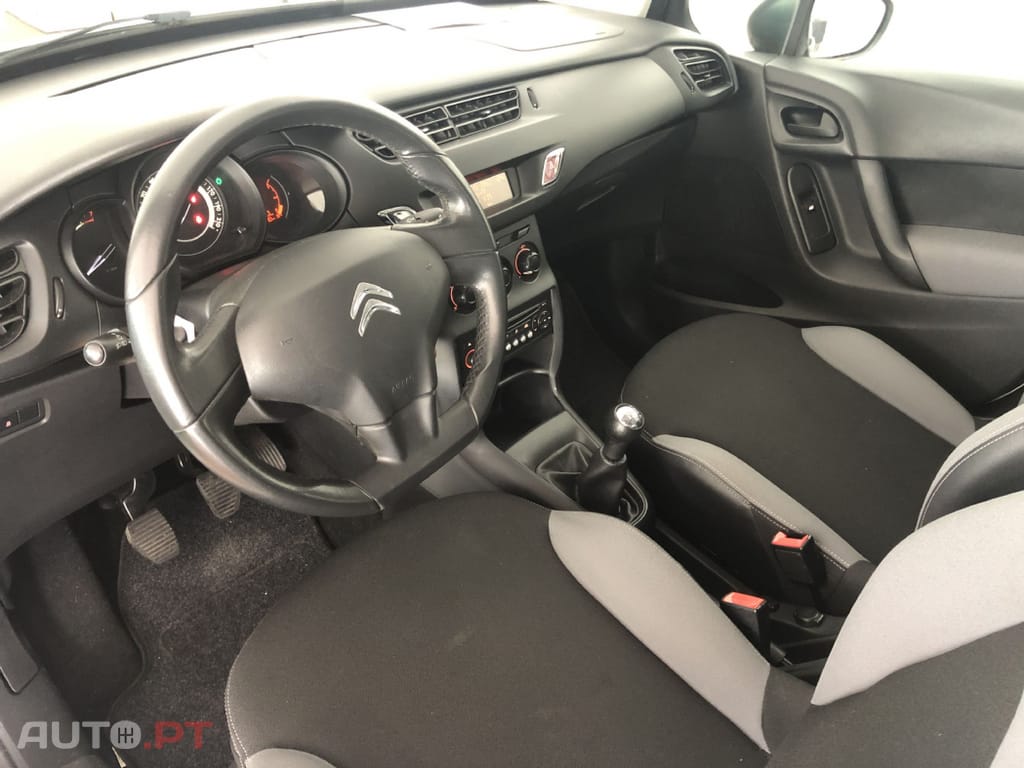 Citroen C3 1.0 PURETECH ATTRACTION