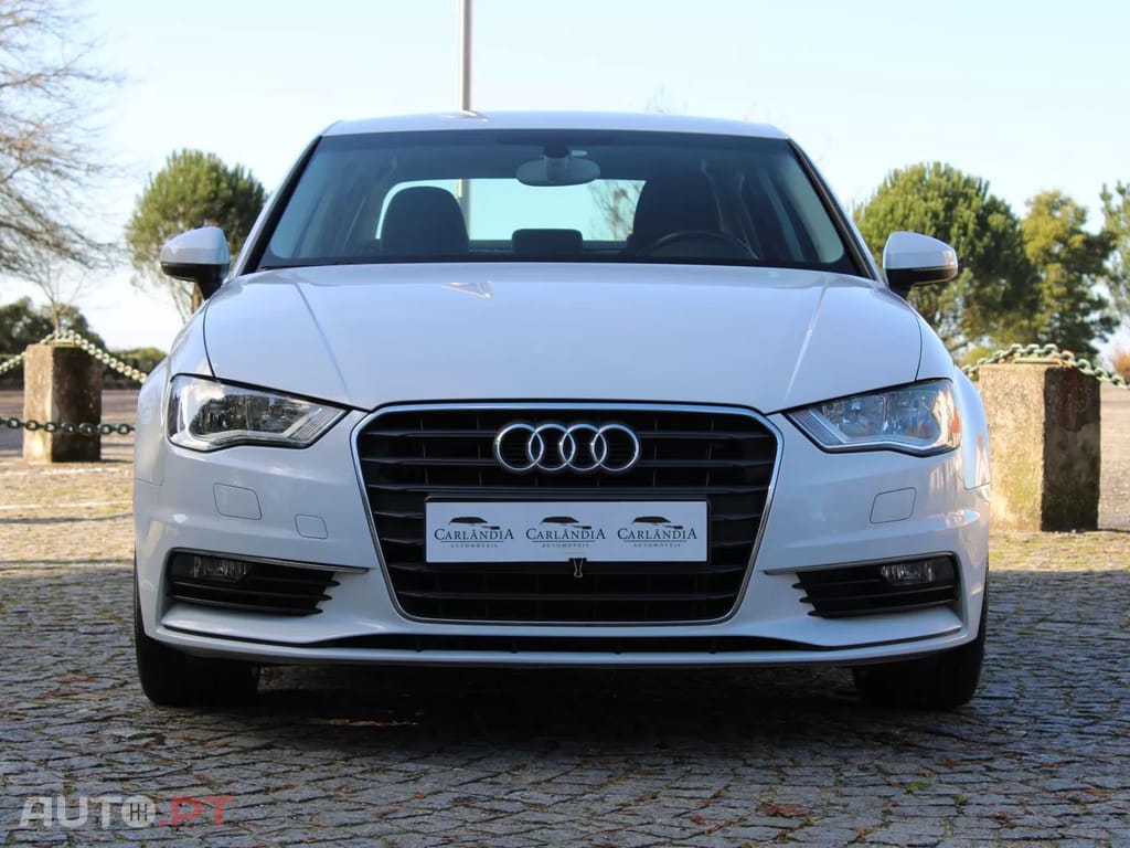 Audi A3 1.6 TDI Business Line Attraction Ultra