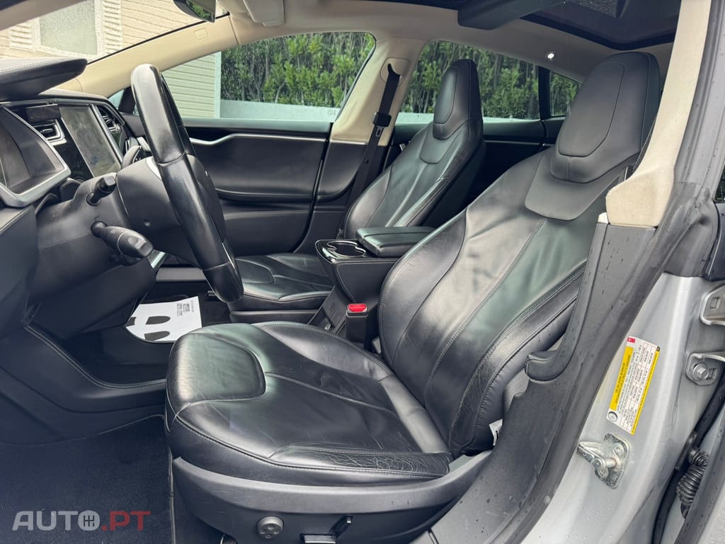 Tesla Model S 60D