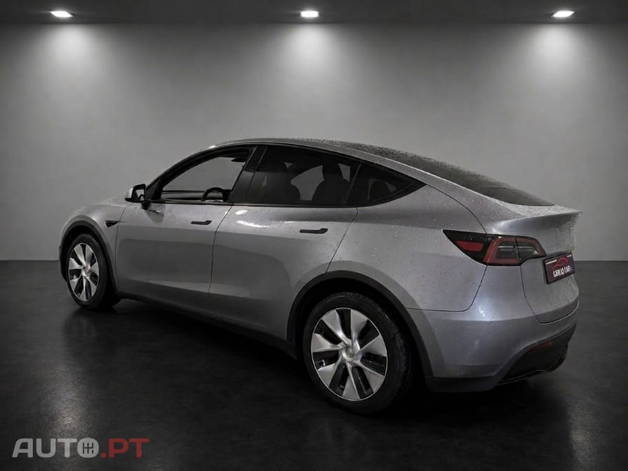 Tesla Model Y Long Range Dual Motor AWD