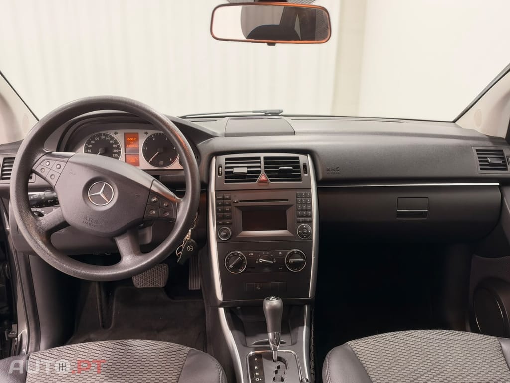 Mercedes-Benz B 180 CDi Autotronic