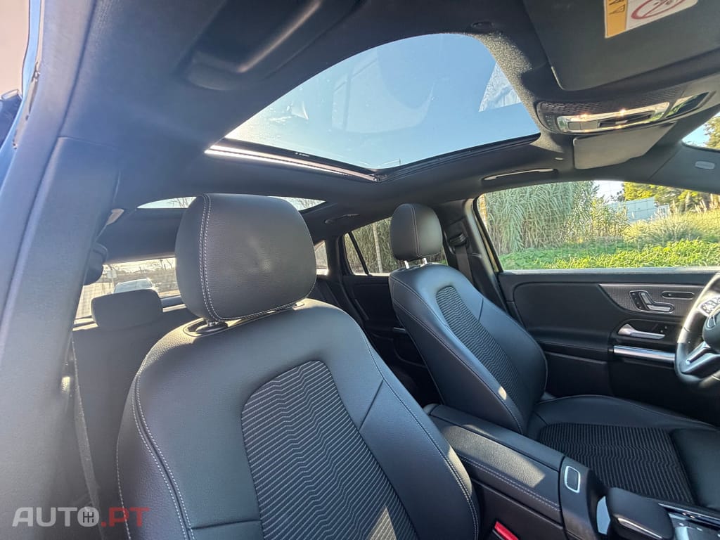 Mercedes-Benz EQA 250 Electric Art