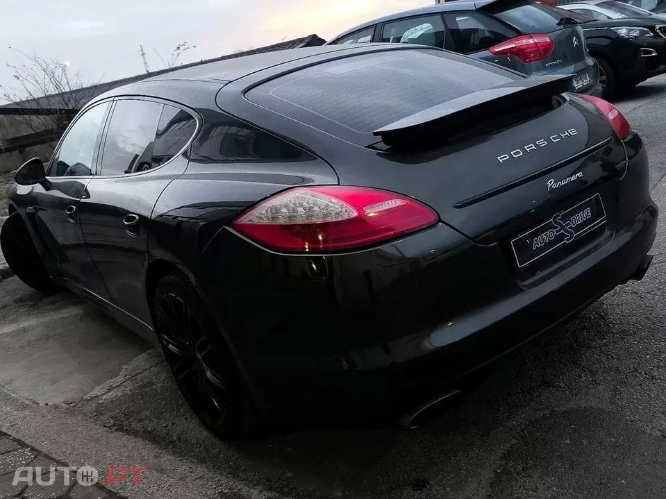 Porsche Panamera Platinum Edition PDK