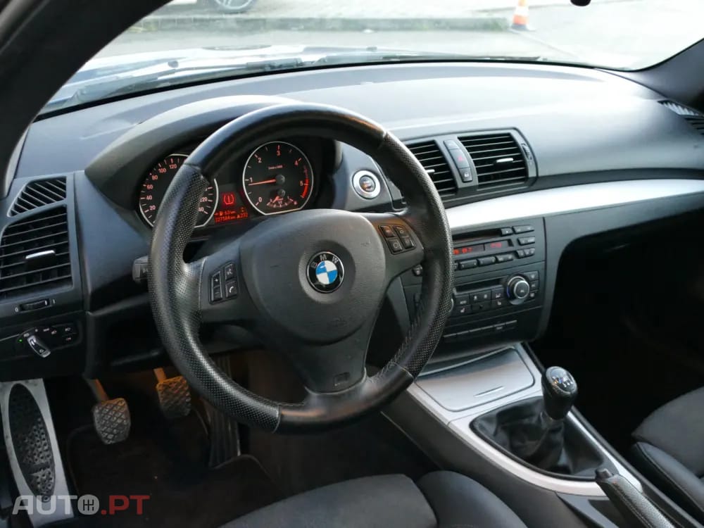 BMW 118 d Coupe — fotografia 18