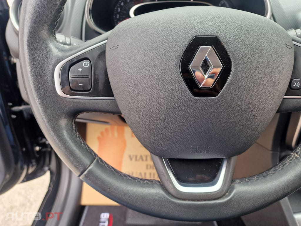 Renault Clio 0.9 TCE LIMITED GPS