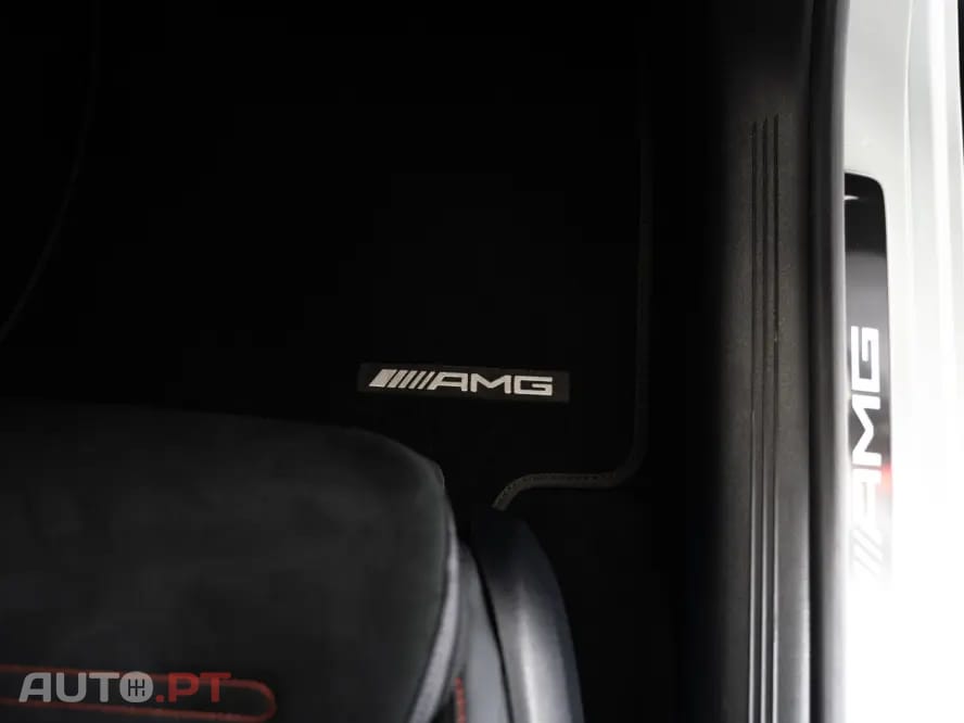 Mercedes-Benz E 53 AMG 4Matic+ SpeedshiftFT TCT 9G