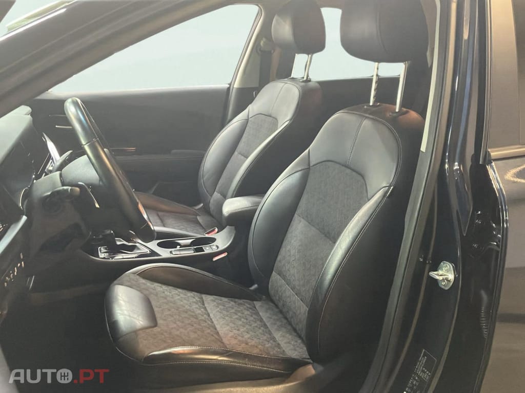 Kia Niro 1.6 GDi HEV EX