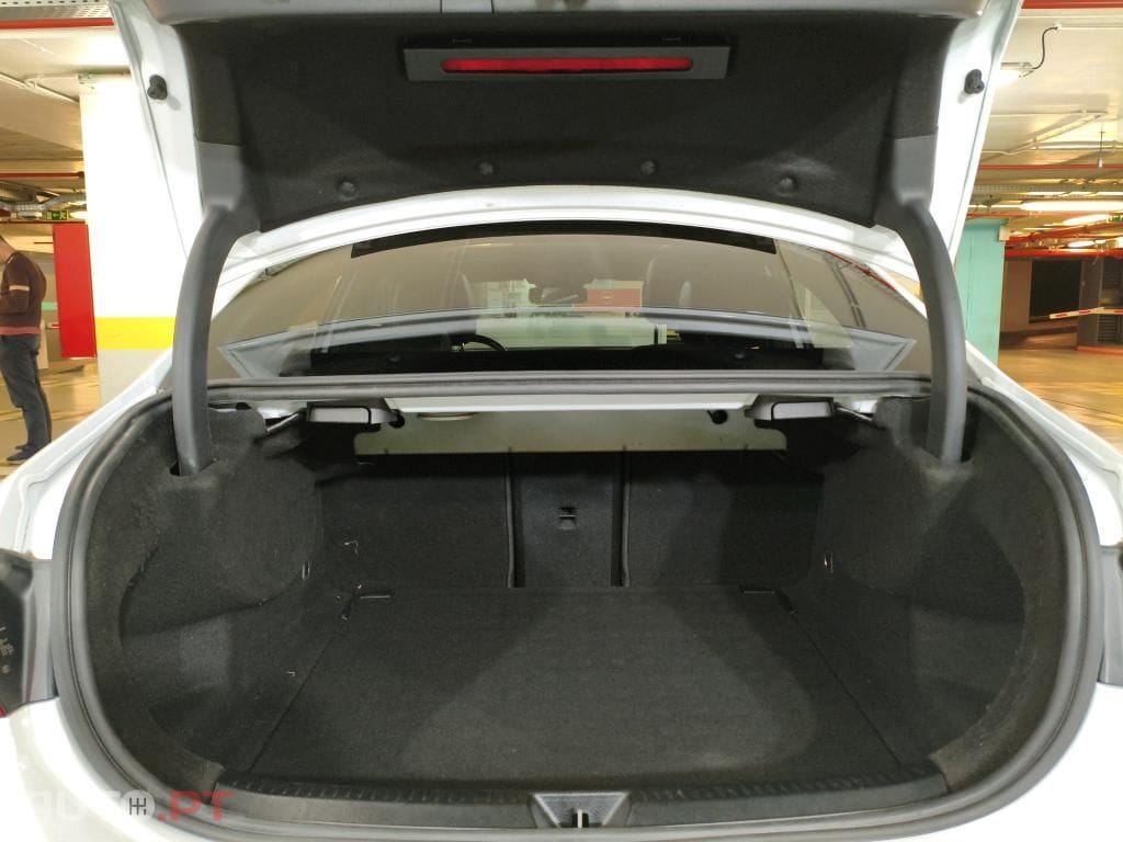 Mercedes-Benz A 200 ver-d-amg-line 