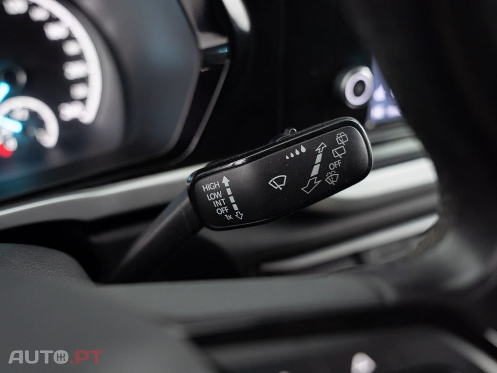 Ford Tourneo Grand 2.0 TDCi Active