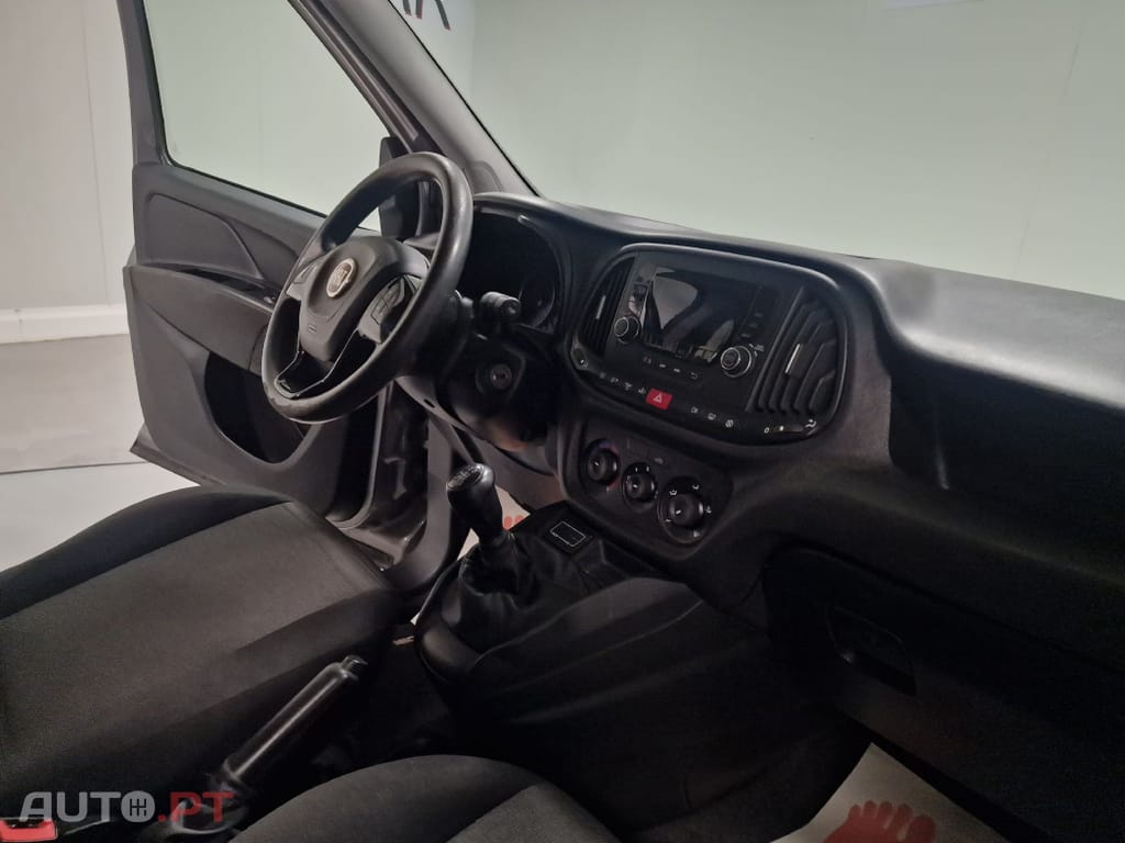 Fiat Doblo COMBI MAXI 1.3 MULTIJET 5 LUGARES