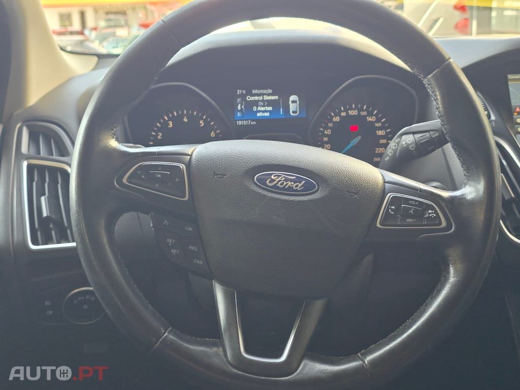 Ford Focus SW 1.0 SCTi Titanium